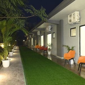 Trisaa Resort & Banquets